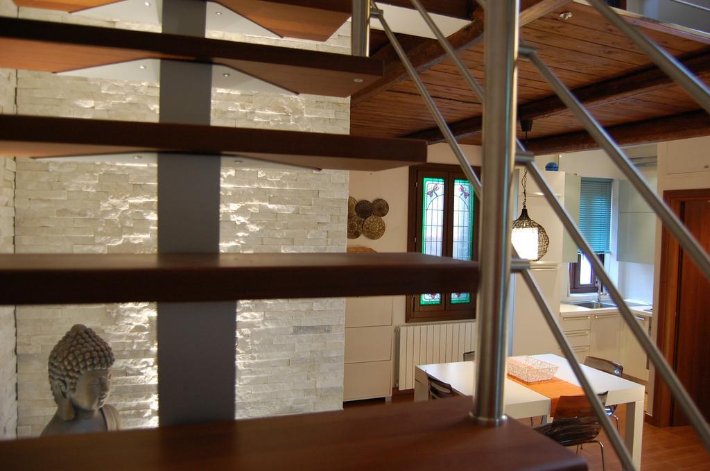 Ferienwohnung Loft Due Cuori Con Terrazza Venedig Exterior foto