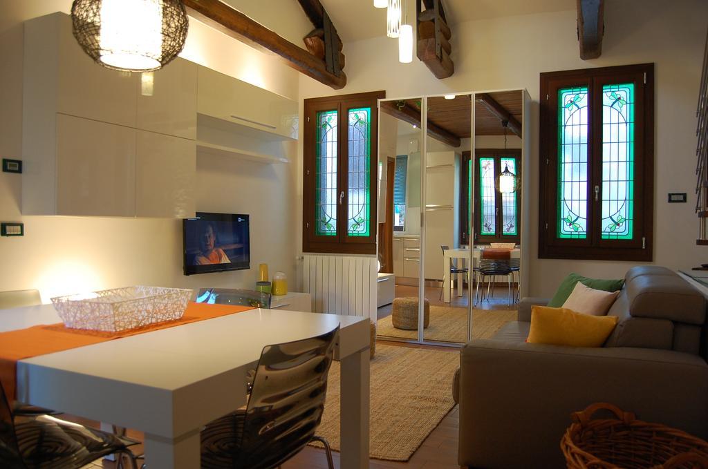 Ferienwohnung Loft Due Cuori Con Terrazza Venedig Exterior foto
