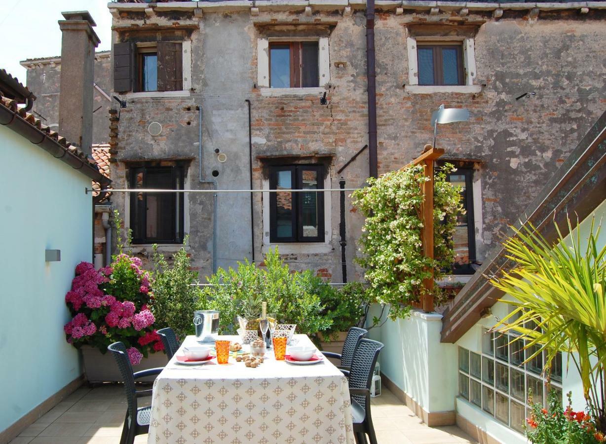 Ferienwohnung Loft Due Cuori Con Terrazza Venedig Exterior foto
